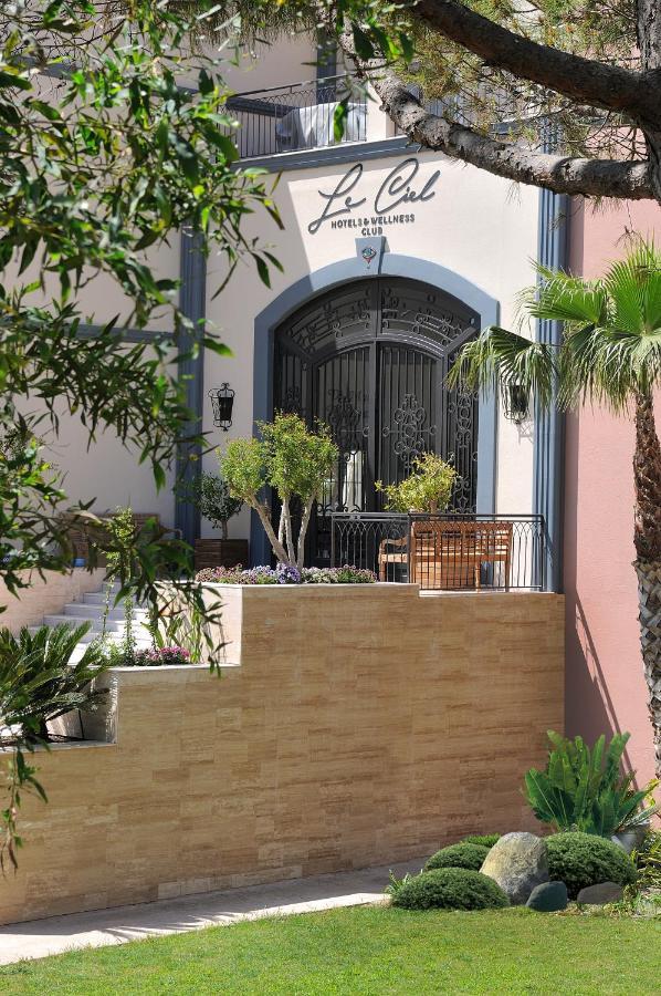 Le Ciel Hotels & Wellness Club Çeşme Esterno foto
