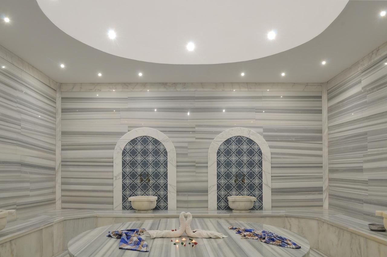 Le Ciel Hotels & Wellness Club Çeşme Esterno foto