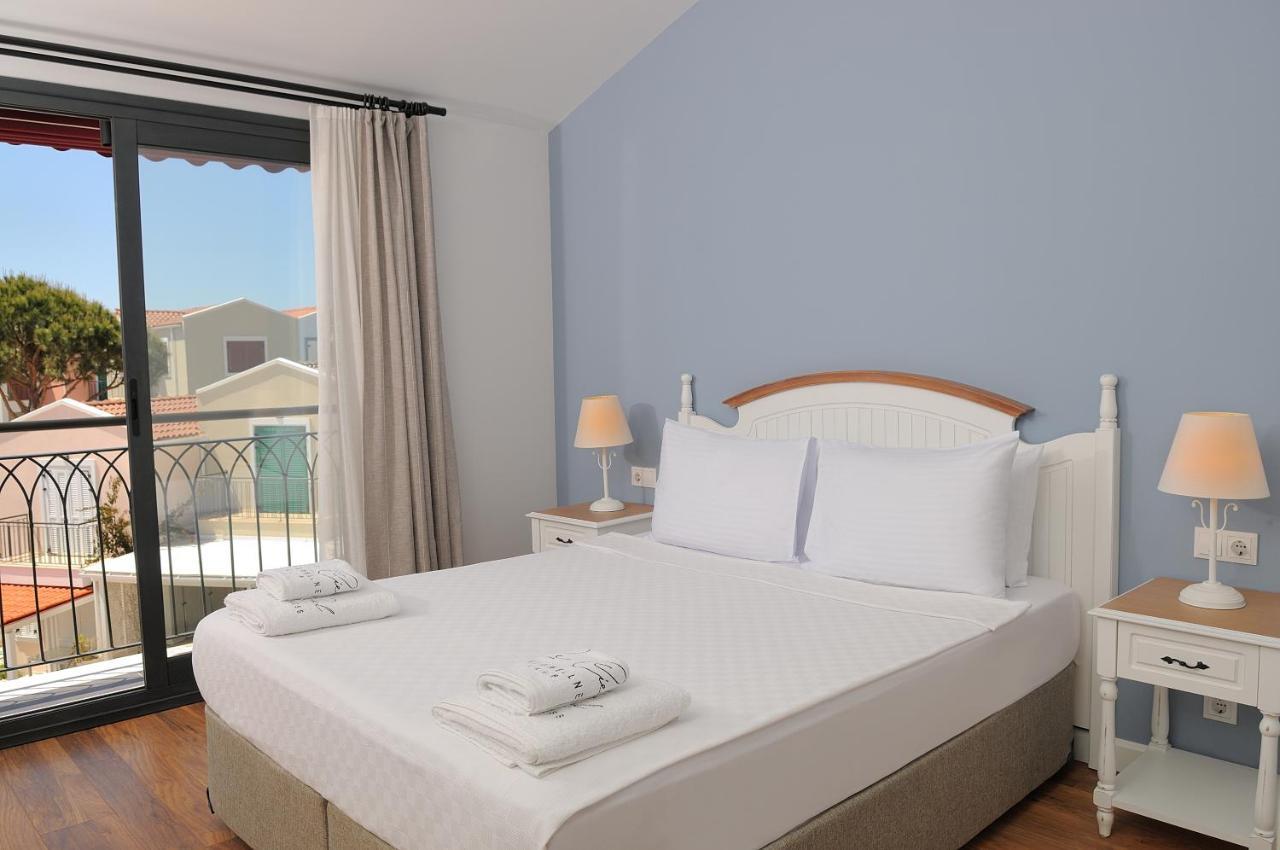 Le Ciel Hotels & Wellness Club Çeşme Esterno foto