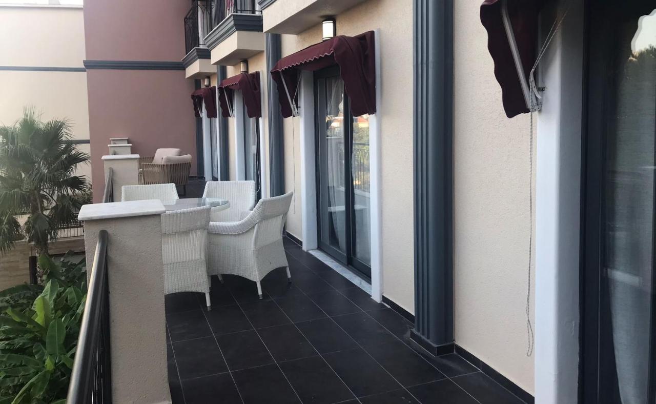 Le Ciel Hotels & Wellness Club Çeşme Esterno foto